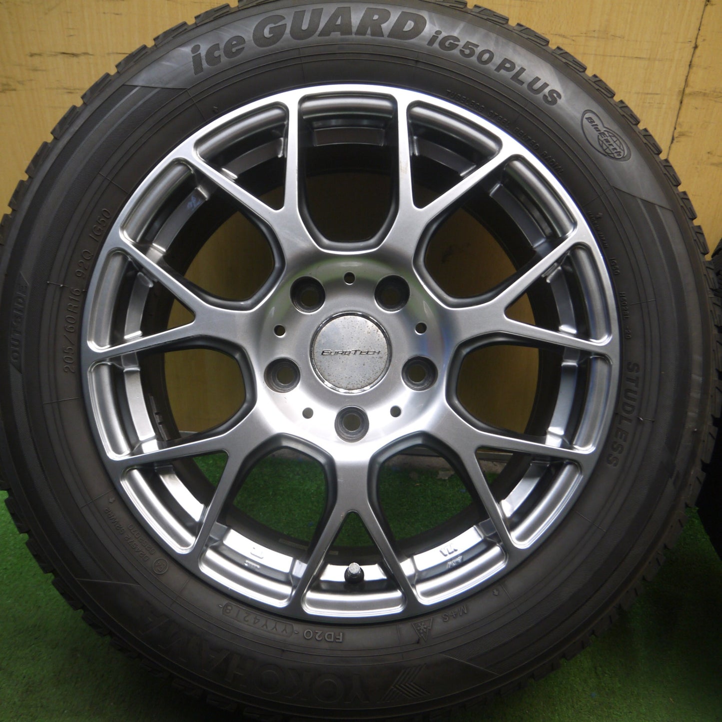 [送料無料] バリ溝！9分★BMW MINI 等 ユーロテック 205/60R16 スタッドレス ヨコハマ アイスガード IG50 プラス PCD120/5H★4030103Hｽ