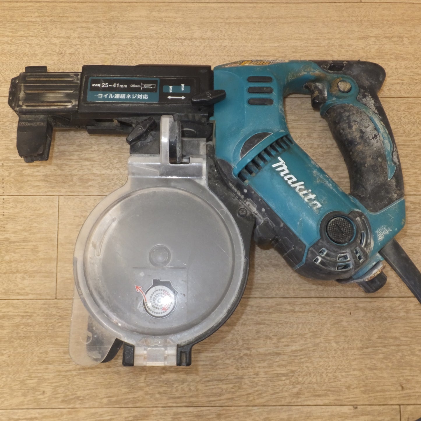[送料無料] 現状品★マキタ makita オートパックスクリュードライバ 6841R　6000回転　連結ビス コイルタイプ 長さ 25～41mm★