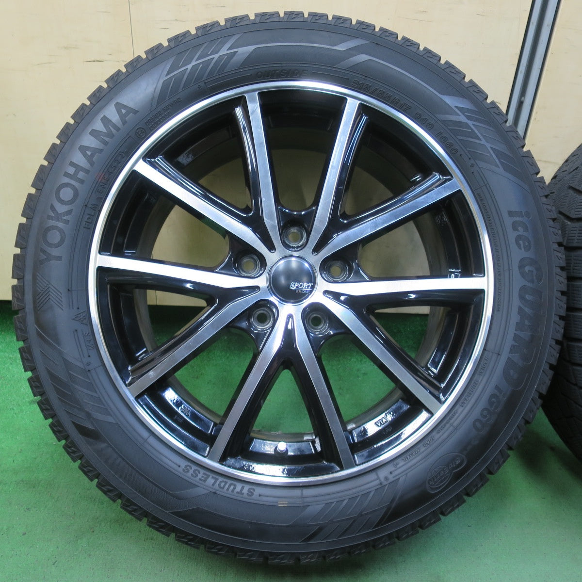バリ溝！22年！キレイ！9.5分★スタッドレス 215/55R17 ヨコハマ アイスガード iG60 SPORT KRONE スポルト クローネ 17インチ PCD114.3/5H★5100704イス
