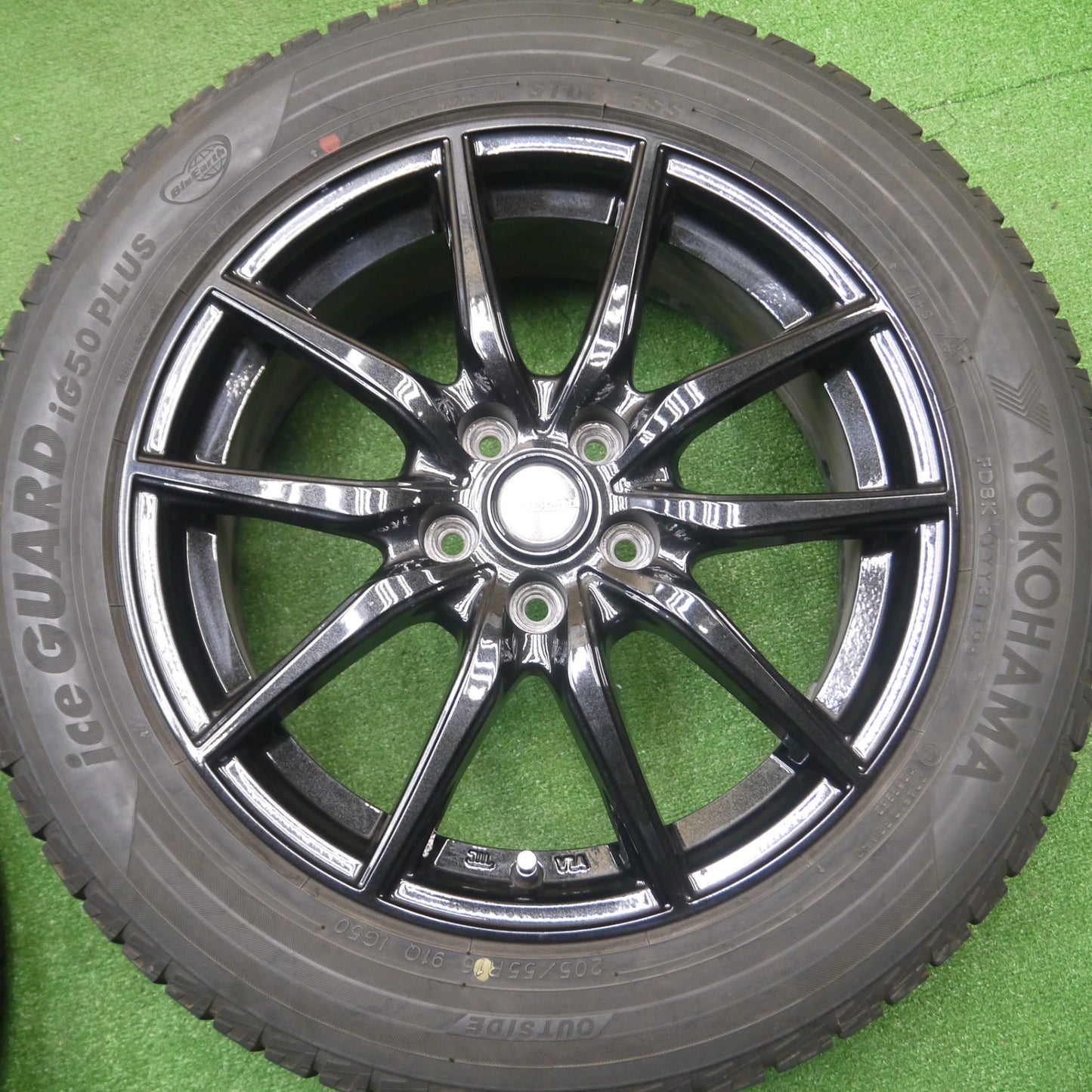 [送料無料] バリ溝！キレイ！8.5分★インプレッサ等 205/55R16 スタッドレス ヨコハマ アイスガード iG50 プラス G.speed Gスピード 16インチ PCD100/5H★4111305Hス