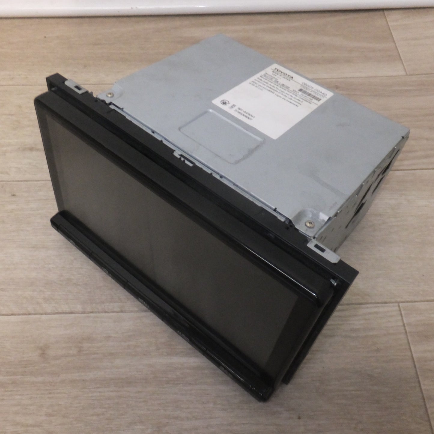 [送料無料] ジャンク★富士通テン製 トヨタ 純正 SDナビゲーション NSZT-Y66T 08605-00A40[6]★