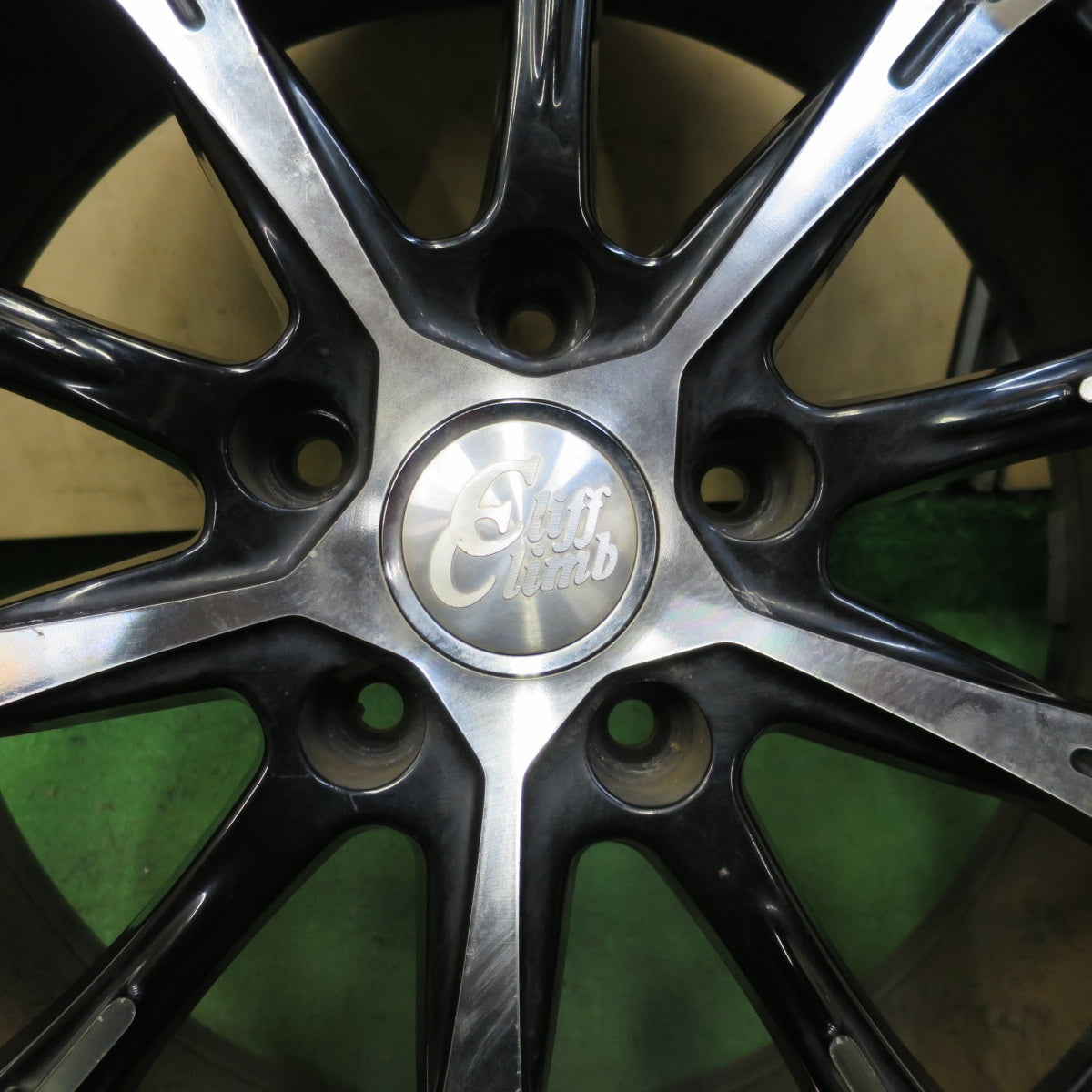 4本価格★Cliff Climb TC-02 クリフクライム 18インチ ホイール 18×7J PCD114.3/5H★6073101NGホ
