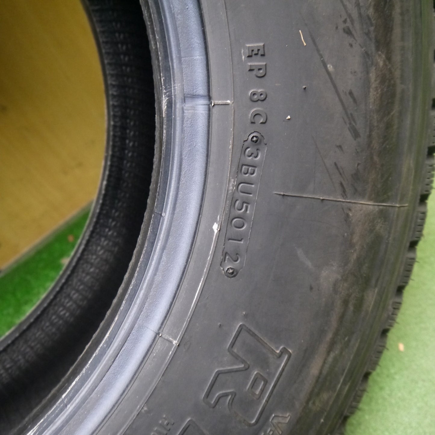 未使用！1本★トラック タイヤ 225/90R17.5 127/125L ブリヂストン R115 17.5インチ★6030303Hノタ