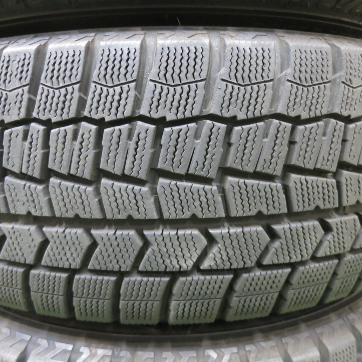バリ溝！21年！キレイ！9.5分★スタッドレス 205/55R16 ダンロップ ウインターマックス WM02 WAREN ヴァーレン 16インチ PCD114.3/5H★6012402ナス