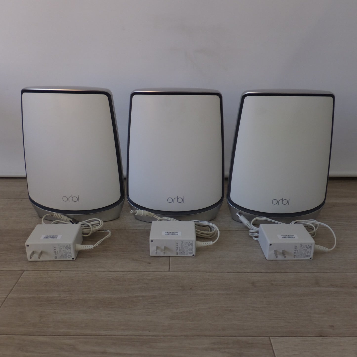 [送料無料] 美品 現状品★ネットギア NETGEAR Orbi AX6000 トライバンドメッシュ WiFi6 システム スターターキット 3台セット RBR850 RBS850 ×2★