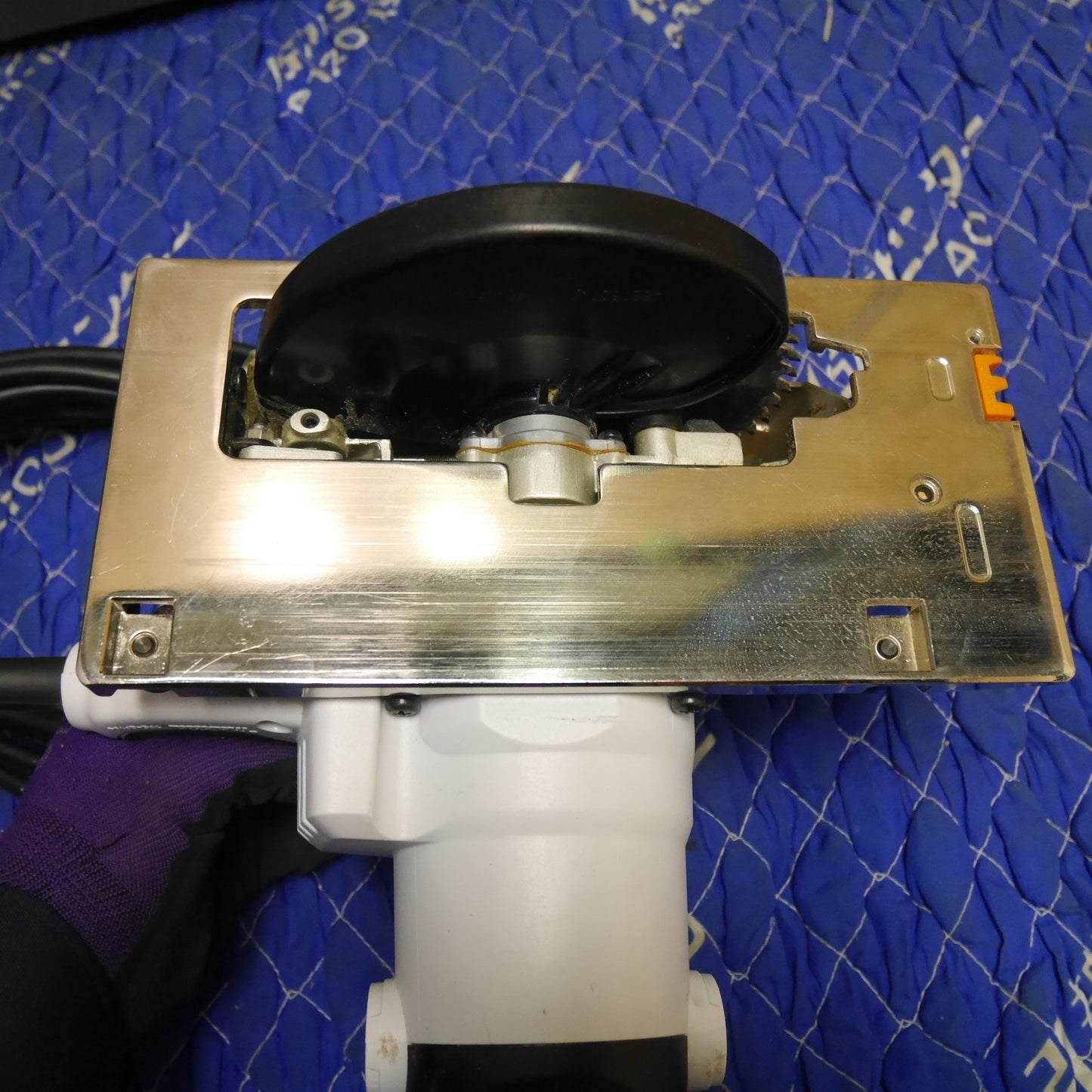 [送料無料] キレイ☆マキタ 147mm 電子 マルノコ 5332C 電動 工具 切断機 丸ノコ 丸のこ 丸鋸 makita 木工用 100V☆