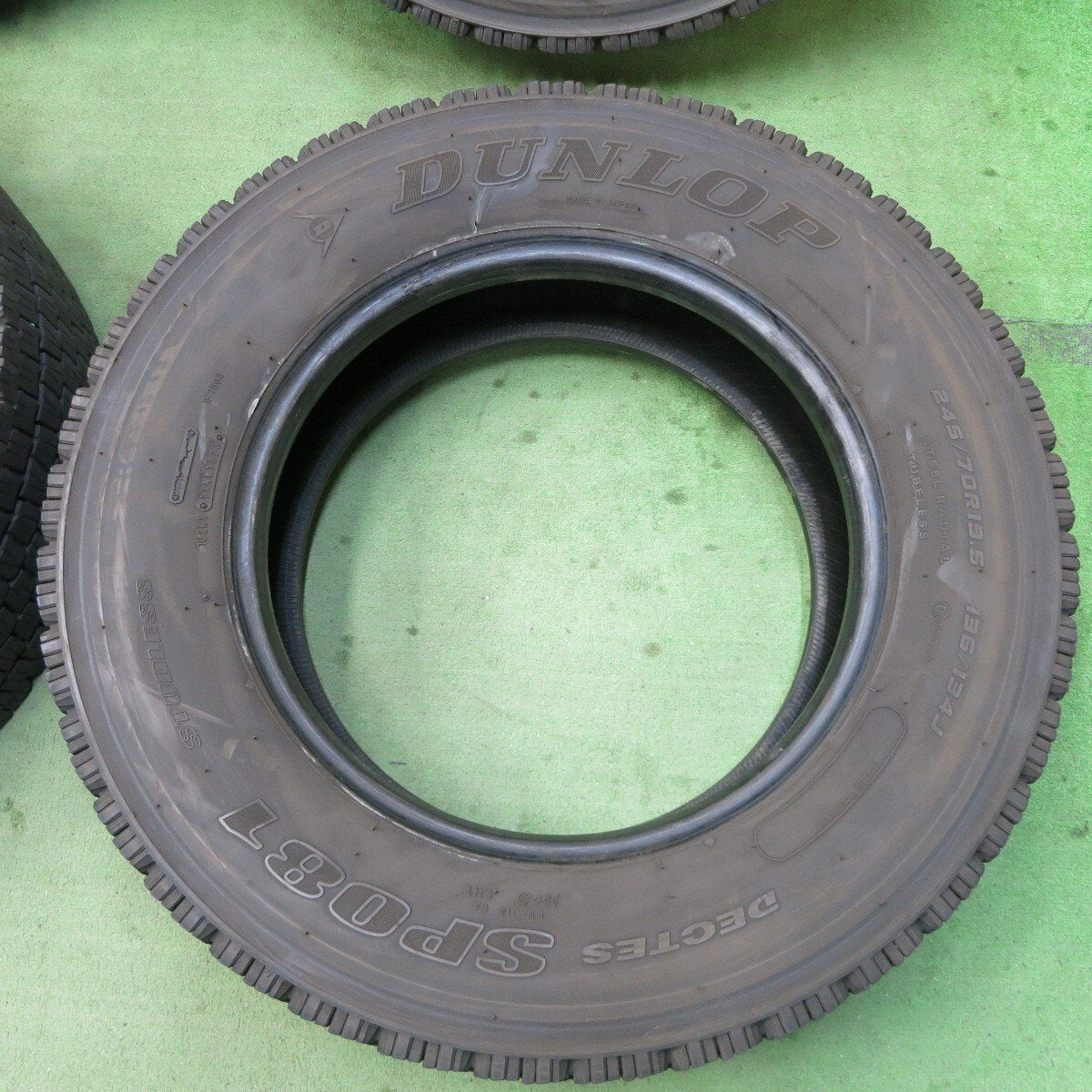 4本 23年★トラック タイヤ 245/70R19.5 136/134J スタッドレス ダンロップ デクテス SP081 DECTES 19.5インチ★5030301ナスタ