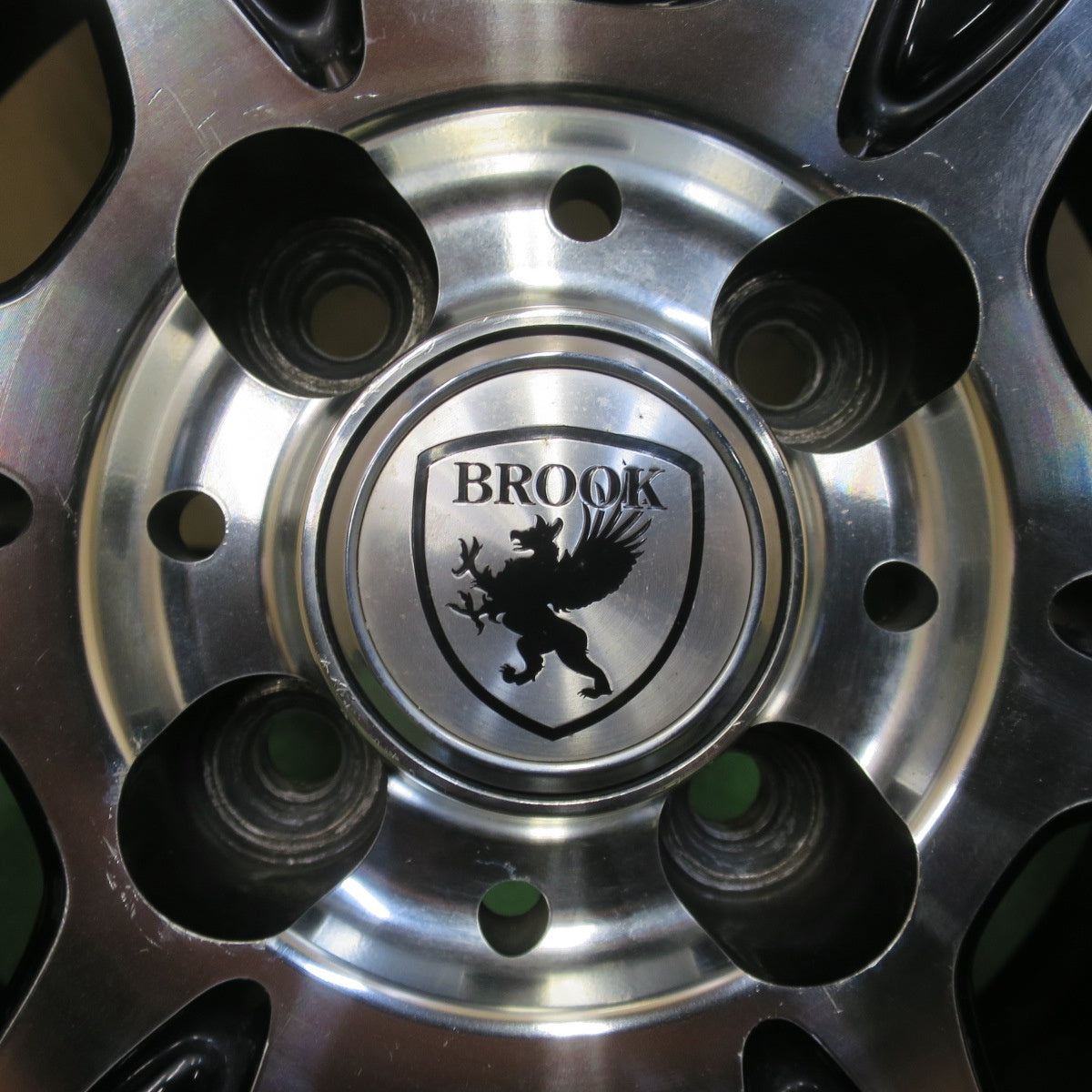 バリ溝！25年！9.5分◎スタッドレス 185/65R15 ブリヂストン ブリザック VRX2 BROOK ブロック 15インチ PCD100/4H◎6070102イス