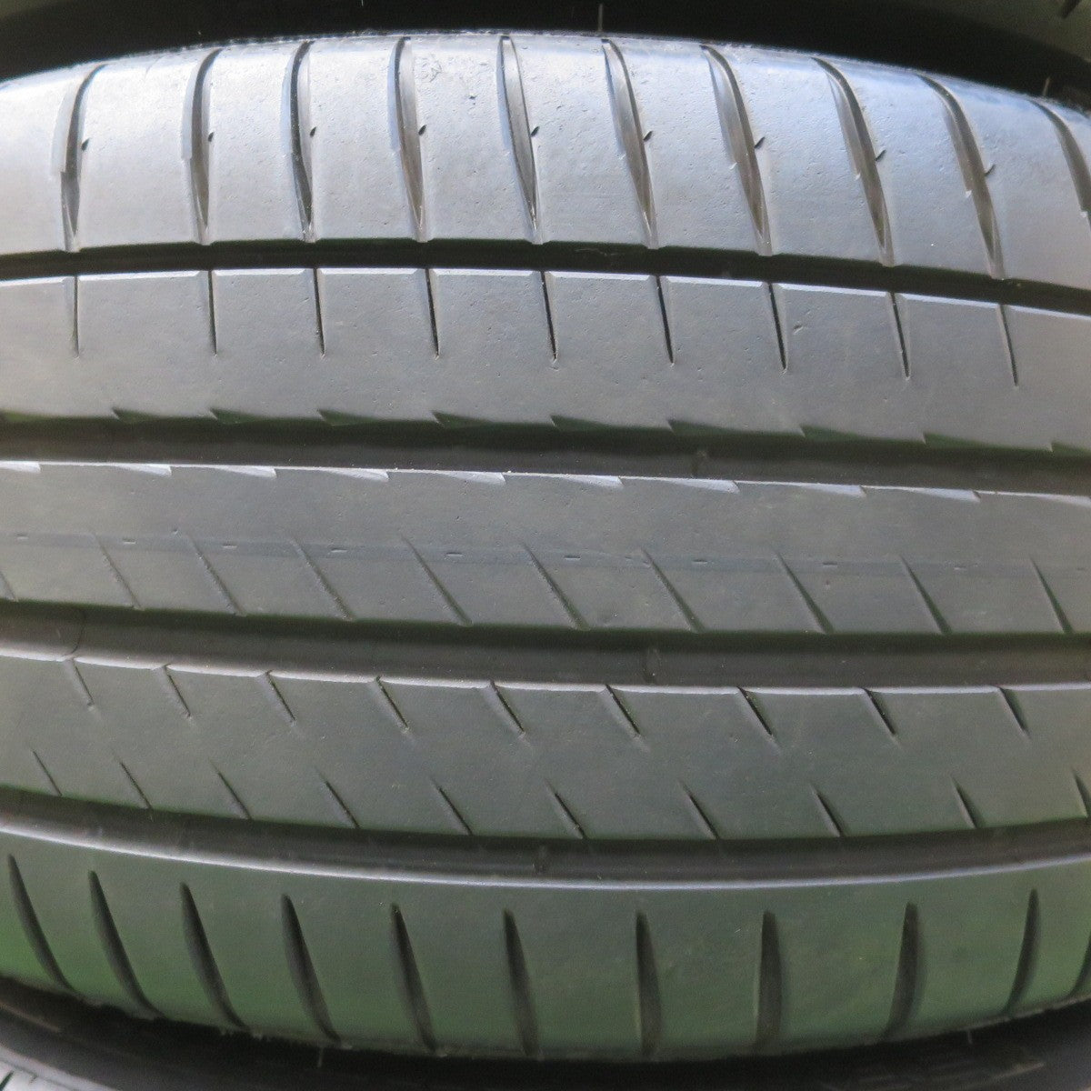 バリ溝！23年！キレイ！9.5分★ポルシェ タイカン 純正 225/55R19 275/45R19 ミシュラン パイロットスポーツ4 19インチ PCD130/5H★6022507イノ