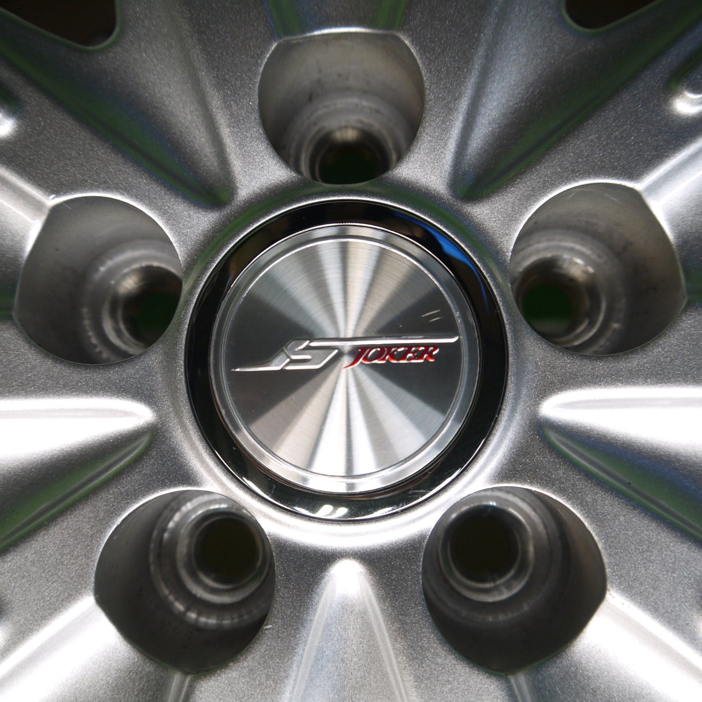 バリ溝！23年！キレイ！8.5分！1本★プリウス シエンタ 等 185/65R15 スタッドレス トーヨー オブザーブ GIZ2 JOKER ジョーカー 15インチ PCD100/5H★5101409Hス