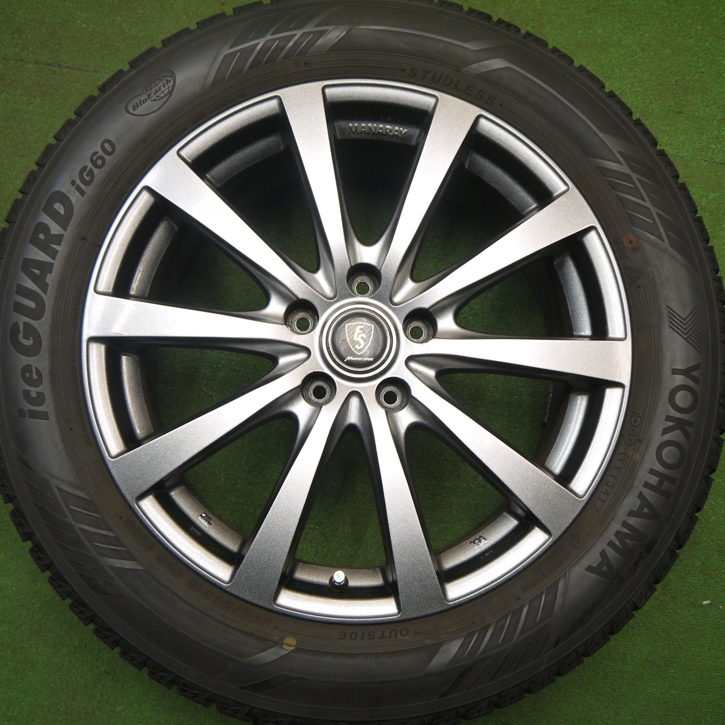 バリ溝！キレイ！8.5分★スタッドレス 225/55R18 ヨコハマ アイスガード iG60 MANARAY SPORT マナレイ スポーツ 18インチ PCD114.3/5H★6012702Hス
