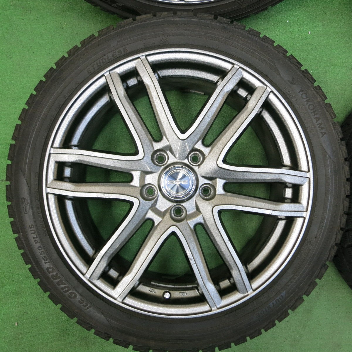 *送料無料* バリ溝！9.5分★スタッドレス 225/45R18 ヨコハマ アイスガード iG50 プラス SG-E 18インチ PCD114.3/5H★4091301SYス
