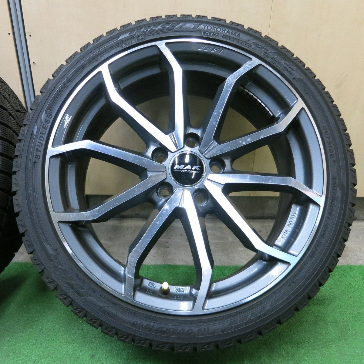 4本価格★ベンツ 等 MAK FF SERIES 225/40R18 スタッドレス ヨコハマ アイスガード iG60 18インチ PCD112/5H★4060503ナス
