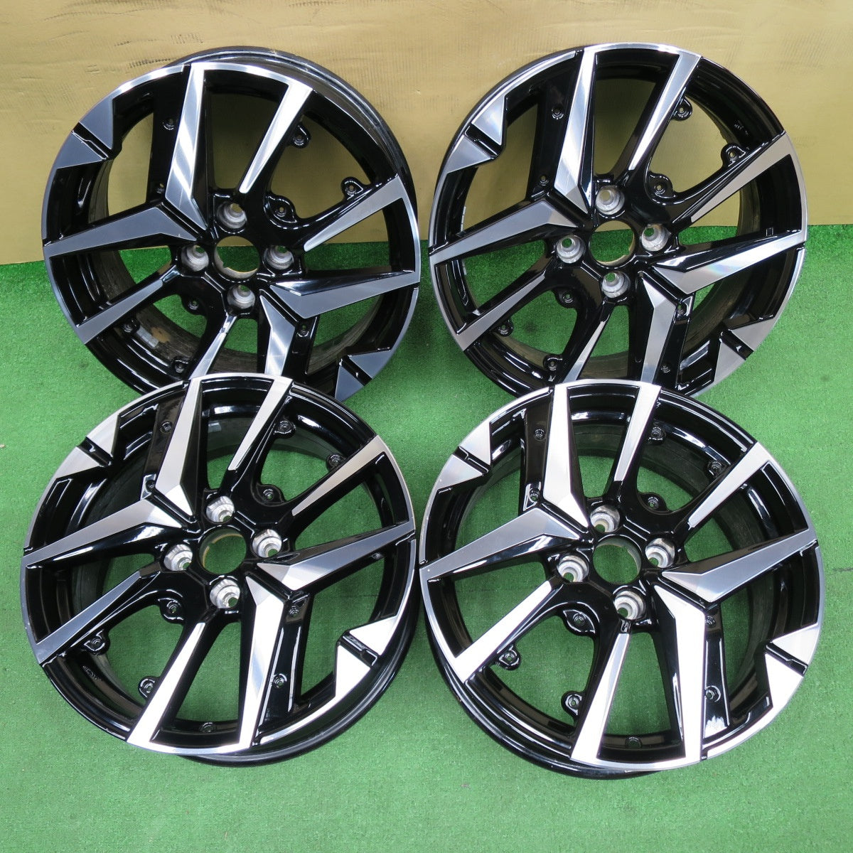 4本価格★プジョー 208 GT 純正 ホイール 17インチ 17×7J PCD108/4H★6061501NKホ