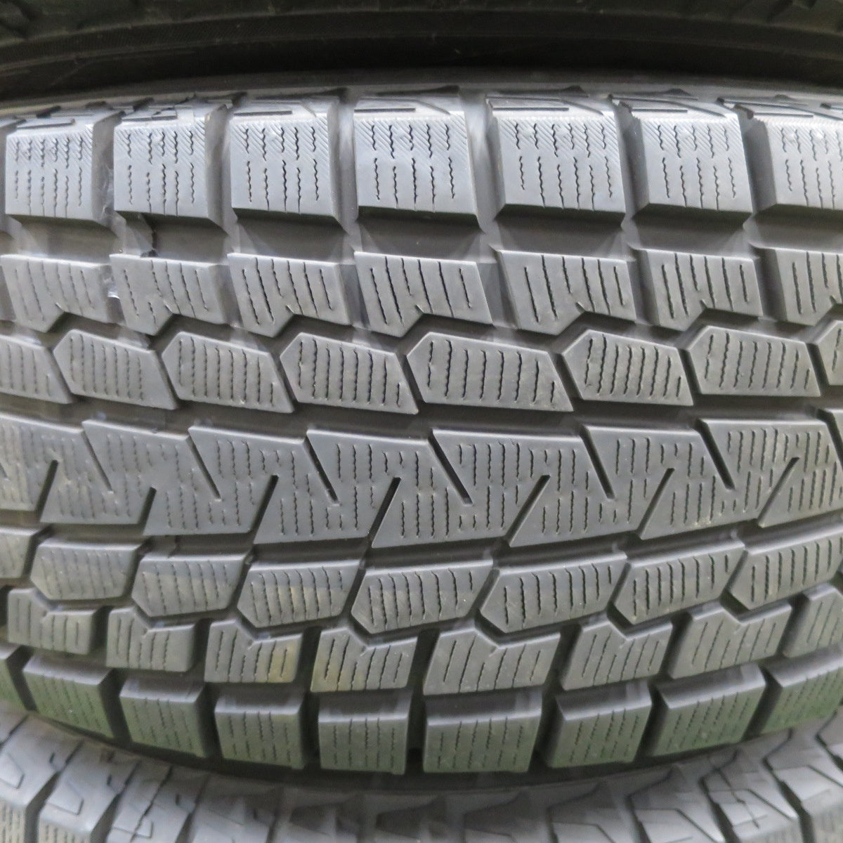 バリ溝！24年！9.5分★ラングラー 等 XTREME-J XJ 265/70R17 スタッドレス ヨコハマ アイスガード G075 17インチ エクストリームJ PCD127/5H★6013108ナス