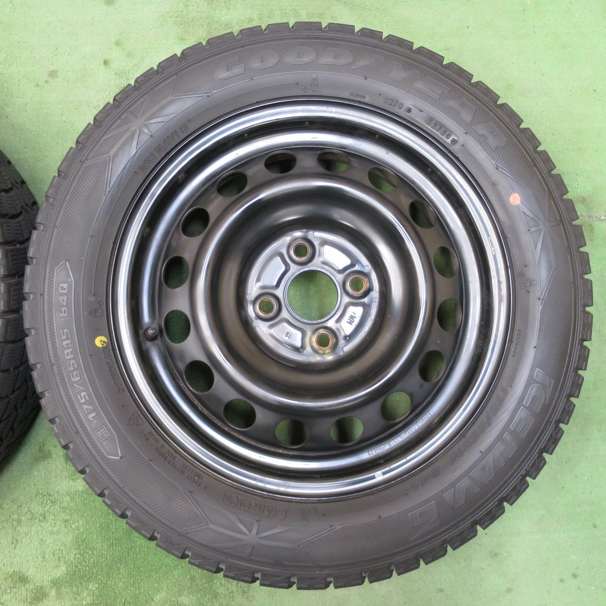 バリ溝！9分★スタッドレス 175/65R15 グッドイヤー アイスナビ6 スチール ホイール 15インチ PCD100/4H★6012004イス