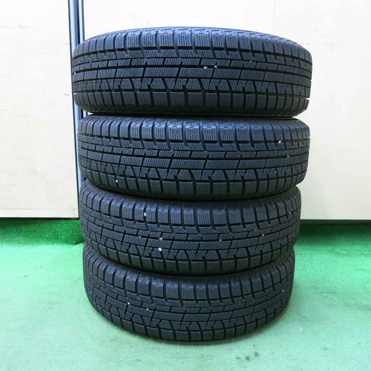 [送料無料] 超バリ溝！キレイ！ほぼ10分★ダイハツ ミライース 純正 スチール 155/65R14 スタッドレス ヨコハマ アイスガード iG50 プラス 14インチ PCD100/4H★5022807SYス