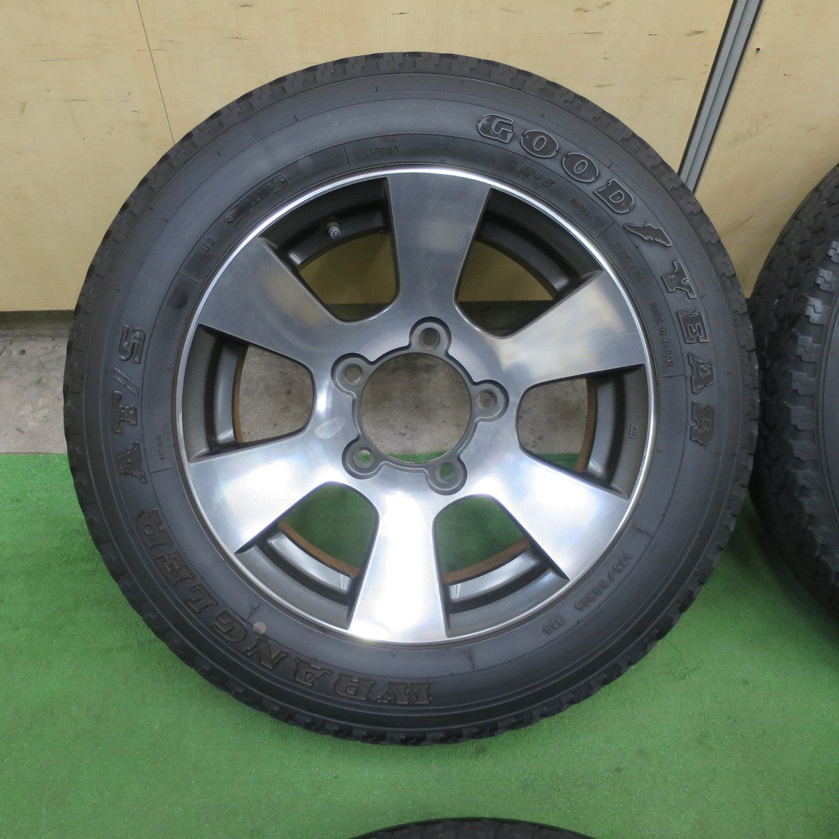 4本価格★スズキ JB23 ジムニー 純正 175/80R16 グッドイヤー ラングラー AT/S 16インチ PCD139.7/5H★6042704TTノ
