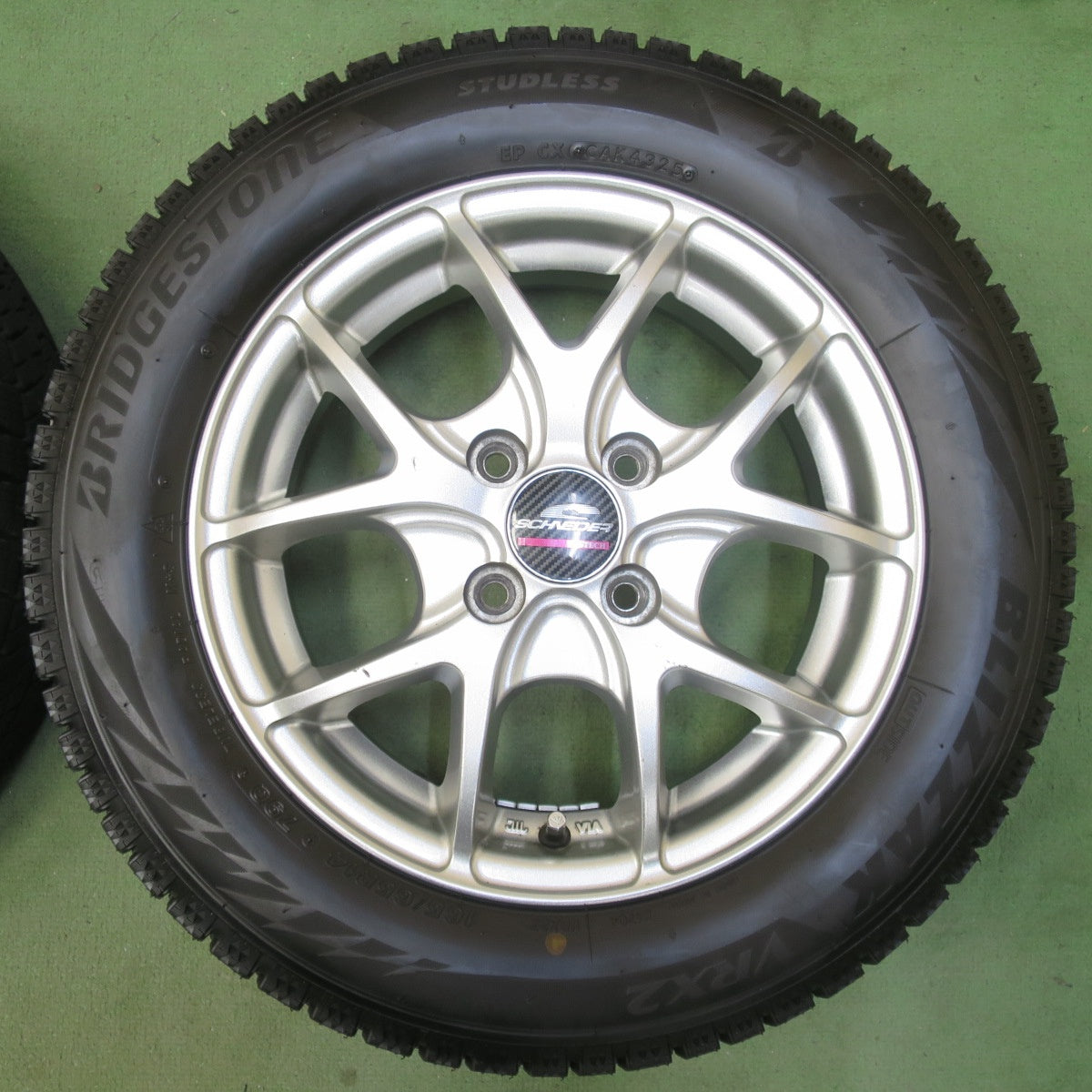 バリ溝！25年！ほぼ10分◎スタッドレス 165/65R14 ブリヂストン ブリザック VRX2 SCHNEIDER シュナイダー 14インチ ハスラー ソリオ 等 PCD100/4H◎6071503イス