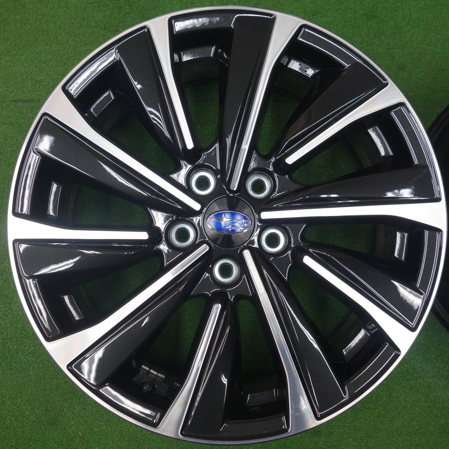 新車外し★スバル VN5 レヴォーグ STI スポーツ 純正 ホイール 18インチ 18×7.5J PCD114.3/5H★6032102KTホ