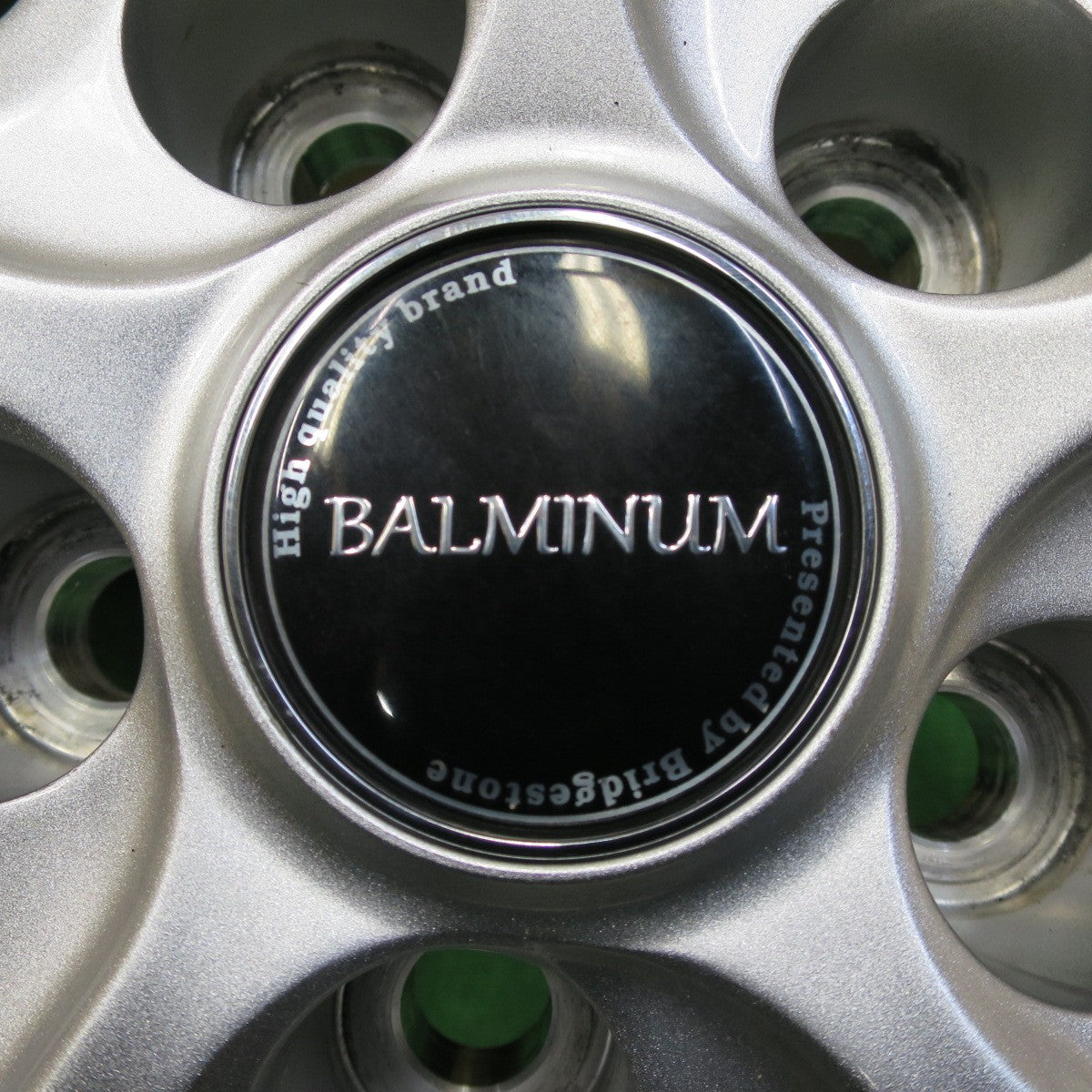 *送料無料* バリ溝！21年！キレイ！9.5分以上★スタッドレス 215/60R16 ブリヂストン アイスパートナー2 BALMINUM バルミナ 16インチ PCD114.3/5H★4061102イス