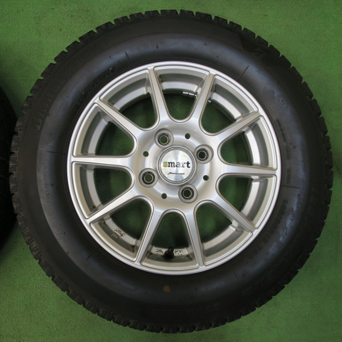 バリ溝！23年！9.5分以上★スタッドレス 145/80R13 ブリヂストン アイスパートナー2 smart MANARAY SPORT スマート マナレイ 13インチ PCD100/4H★5013112イス