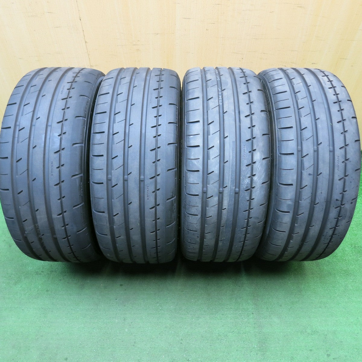 【希少】新車外し！25年★トヨタ GR カローラ 純正 BBS 鍛造 235/40R18 ヨコハマ アドバン APEX V601 18インチ PCD114.3/5H★5070503HAノ
