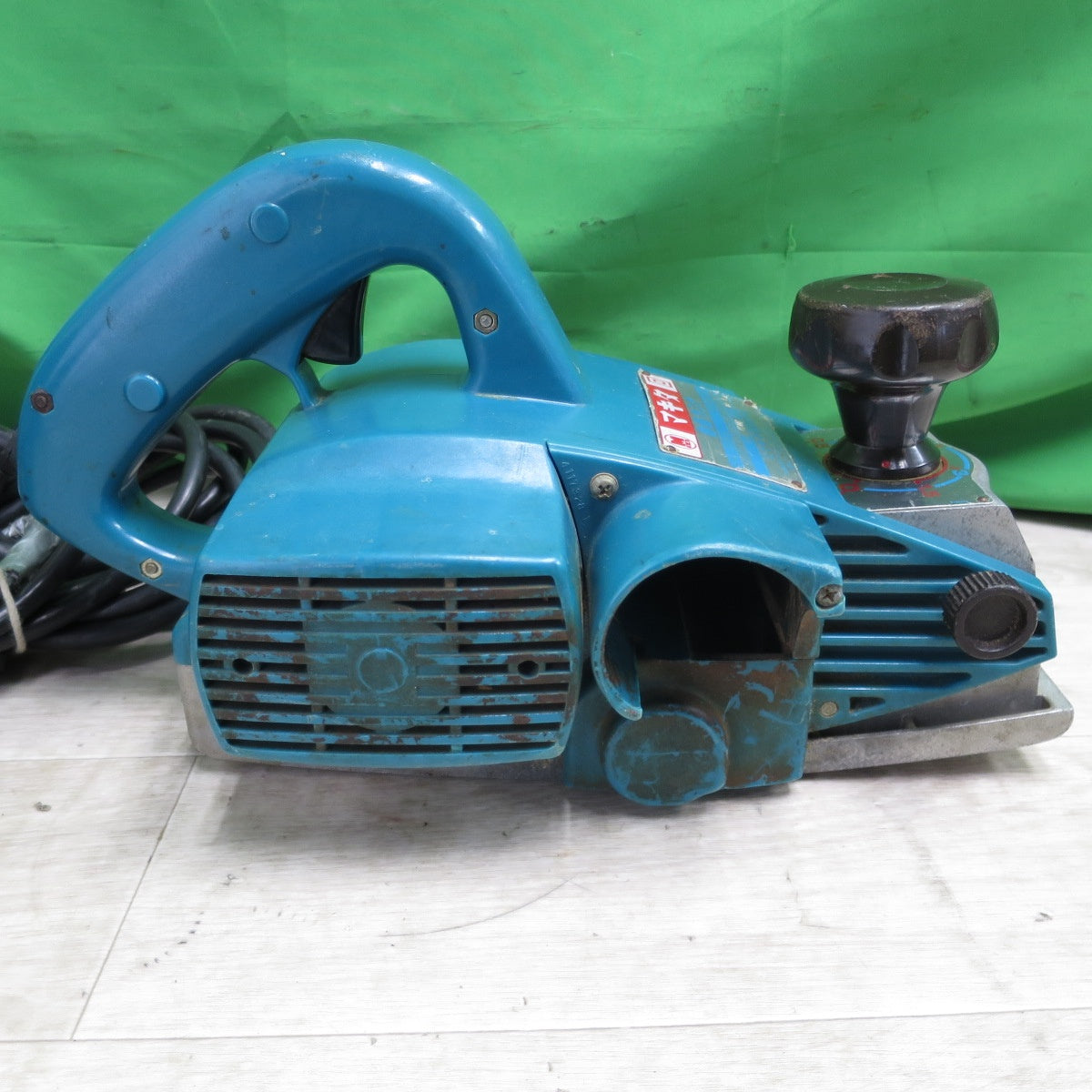 [送料無料] ☆makita マキタ 1003B-A 曲面カンナ 1003B-A 電動工具 大工道具 電気かんな 研削 研磨機 DIY☆
