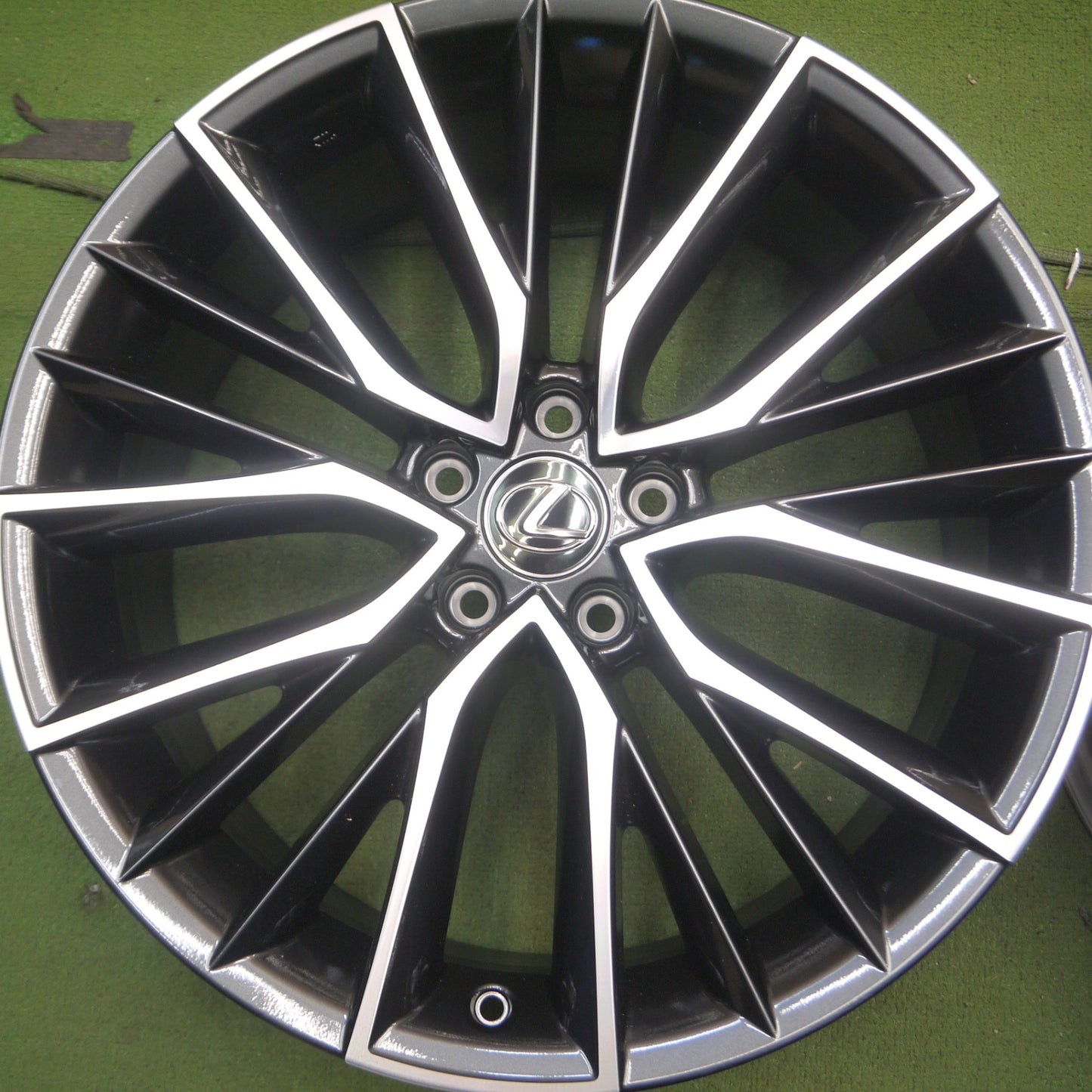 *送料無料* 新車外し★レクサス NX バージョンL 純正 ホイール 20インチ 20×7.5J PCD114.3/5H★4062506Hホ