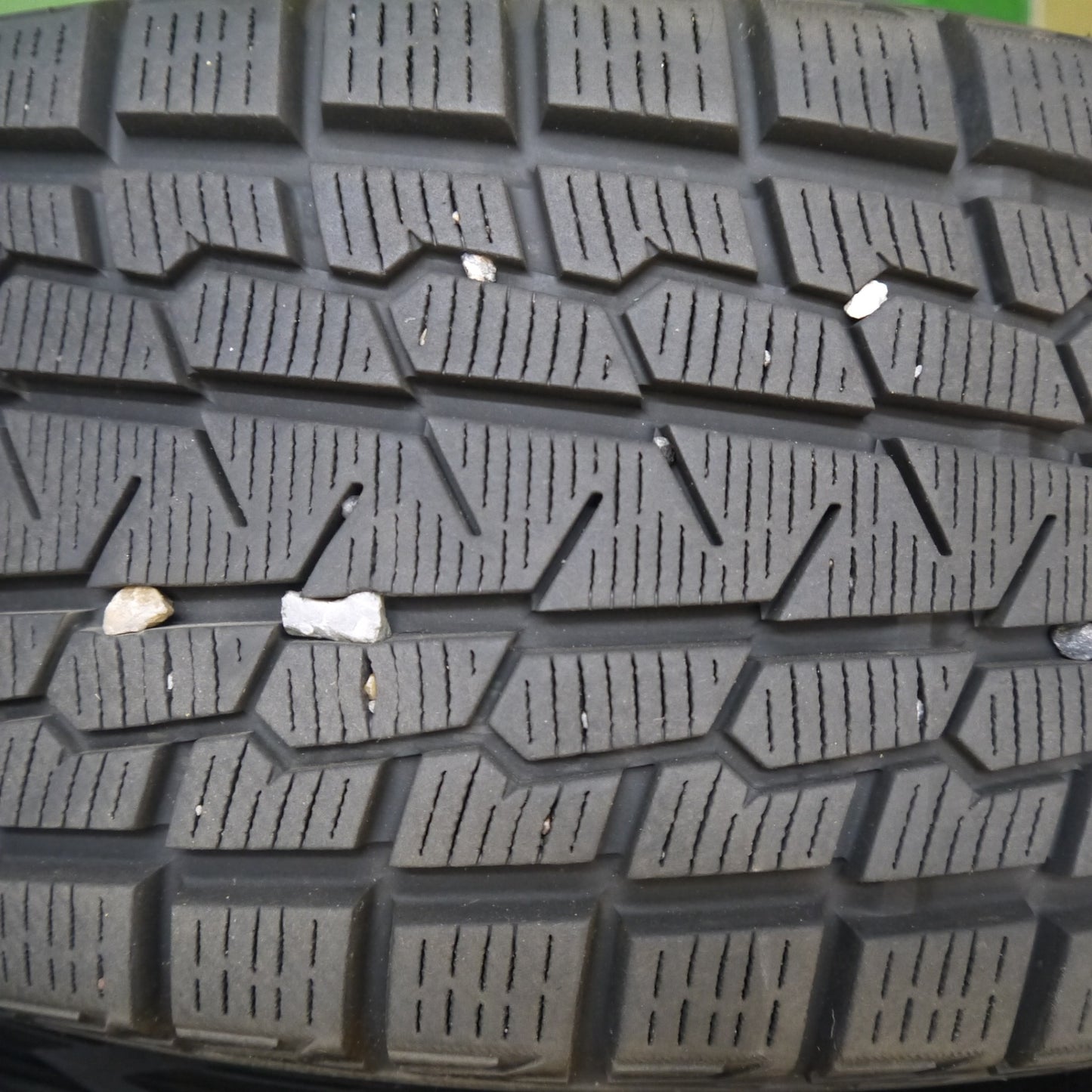 バリ溝！23年！キレイ！9.5分★LEHRMEISTER PREMIX MER-X 225/60R18 スタッドレス ヨコハマ アイスガード G075 レアマイスター プレミックス 18インチ PCD114.3/5H★6012105Hス