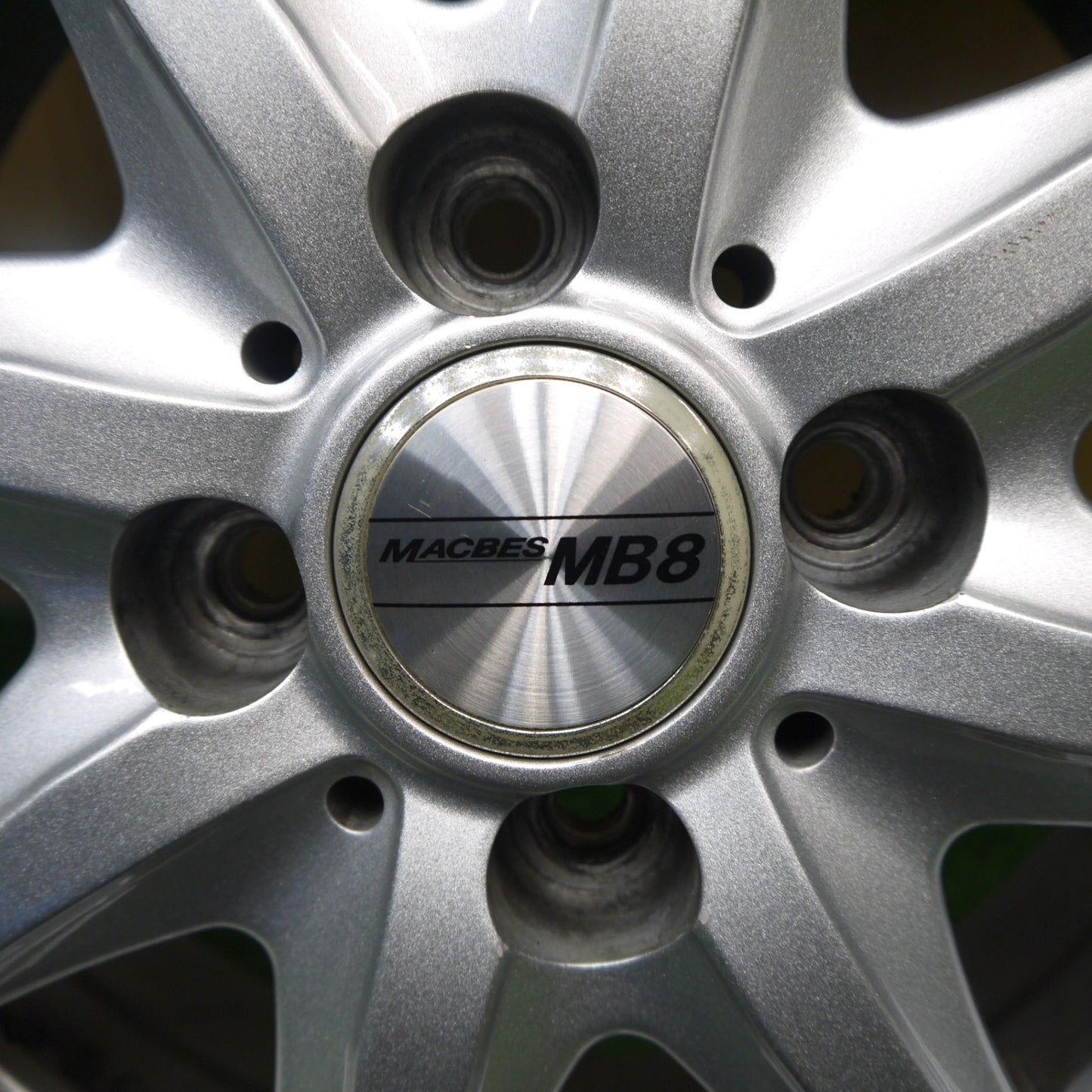 バリ溝！24年！9.5分★スタッドレス 175/70R14 ダンロップ ウインターマックス WM02 MACBES MB8 マクベス 14インチ PCD100/4H★6030304Hス