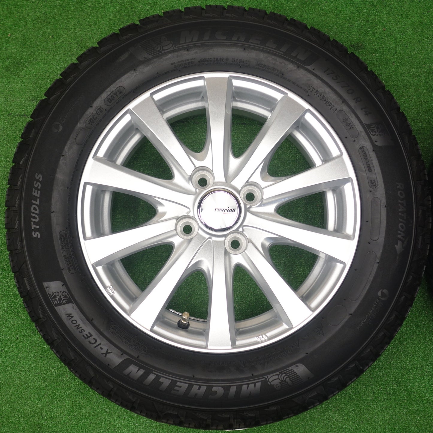 未使用！23年★スタッドレス 175/70R14 ミシュラン X-ICE SNOW ravrion RS01 ラブリオン 14インチ PCD100/4H★6010502KTス