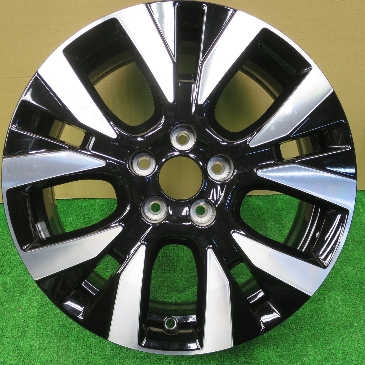 新車外し★シトロエン ベルランゴ XTR 純正 ホイール 17インチ 17×7J PCD108/5H★5112001NKホ