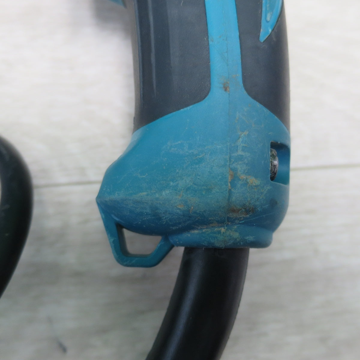 [送料無料] キレイ☆makita マキタ ハンマードリル HR2601F 電動工具 ケース付き 100V 26mm 電動 工具  DIY 大工 道具☆