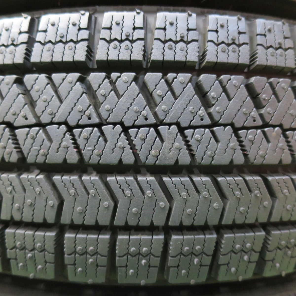バリ溝！23年！キレイ！ほぼ10分★スタッドレス 155/65R14 ブリヂストン ブリザック VRX2 PREO プレオ 14インチ PCD100/4H★5010703イス