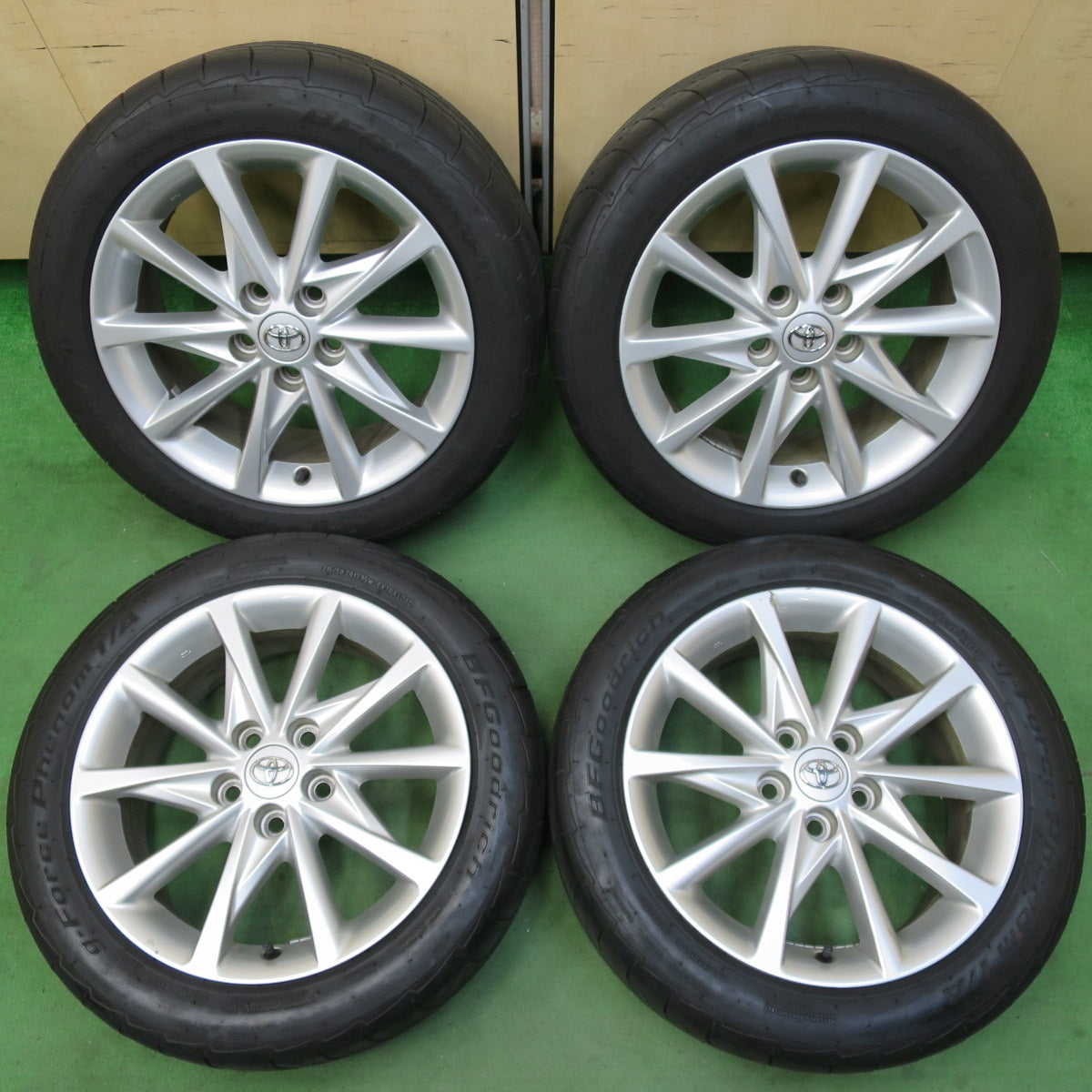 [送料無料] 4本価格！23年★トヨタ プリウスα Sツーリング 純正 215/50R17 BFグッドリッチ g-Force Phenom T/A 17インチ PCD114.3/5H★5032902イノ