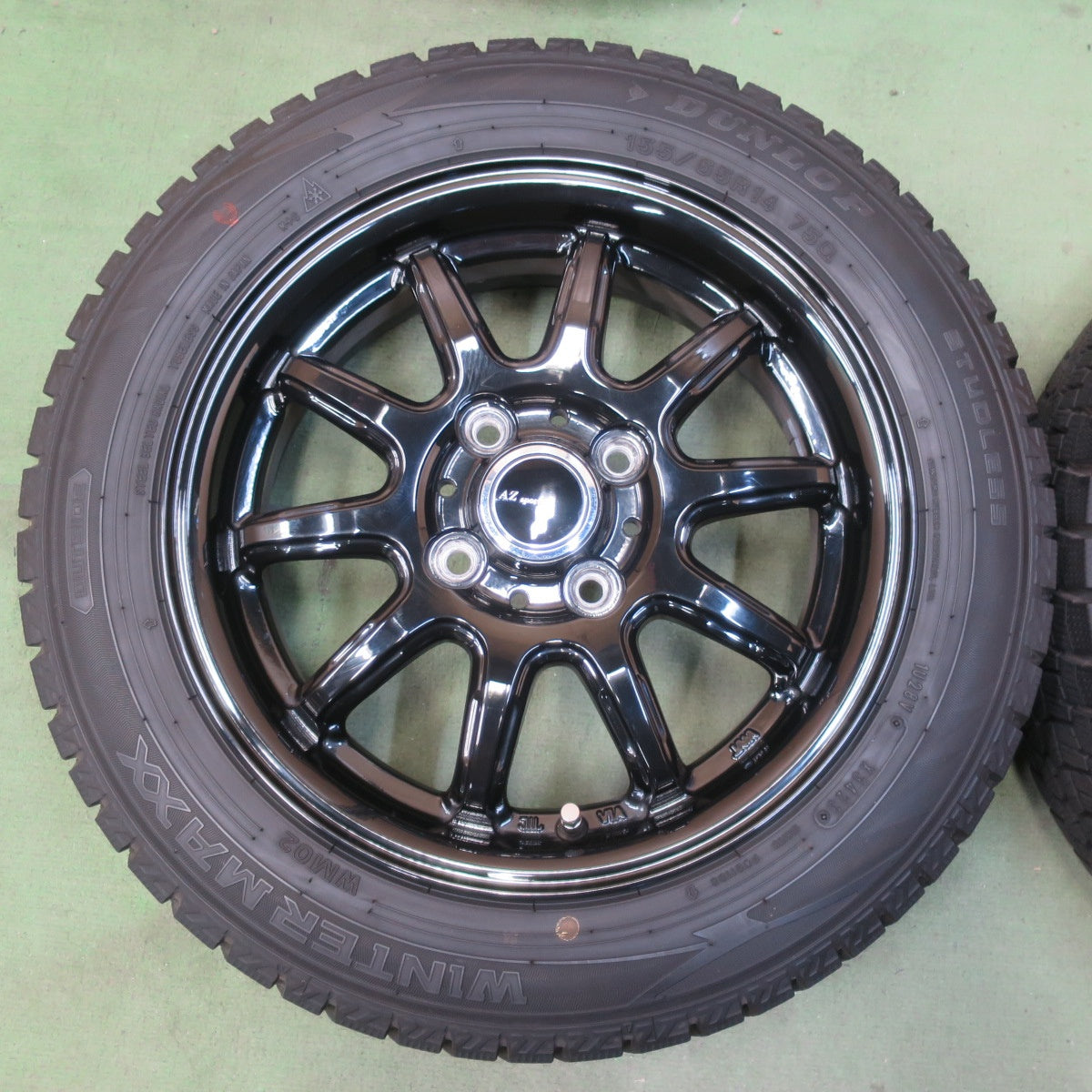 バリ溝！23年！キレイ！9.5分◎スタッドレス 155/65R14 ダンロップ ウインターマックス WM02 AZ Sports AZスポーツ 14インチ PCD100/4H◎6092915イス