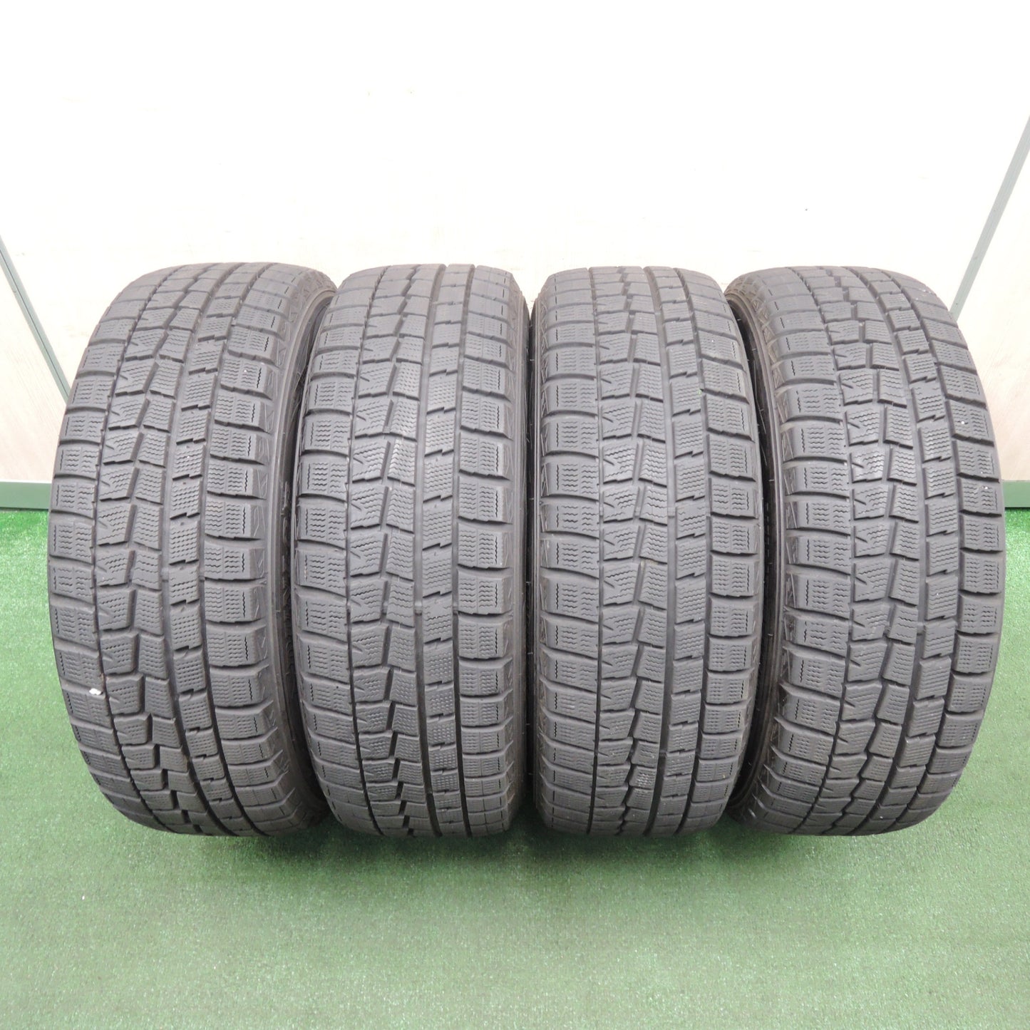*送料無料* バリ溝！キレイ！9.5分★スタッドレス 205/55R16 ダンロップ ウインターマックス WM01 REVERLINE リバーライン PCD114.3/5H★4031401TNス