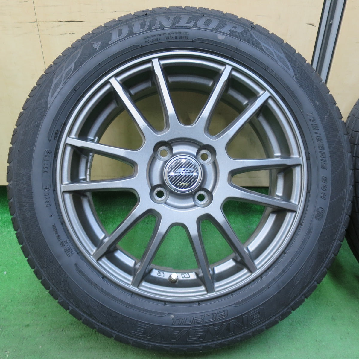 [送料無料] バリ溝！9分★175/65R15 ダンロップ エナセーブ EC204 SCHNEIDER シュナイダー 15インチ PCD100/4H★5022404イノ