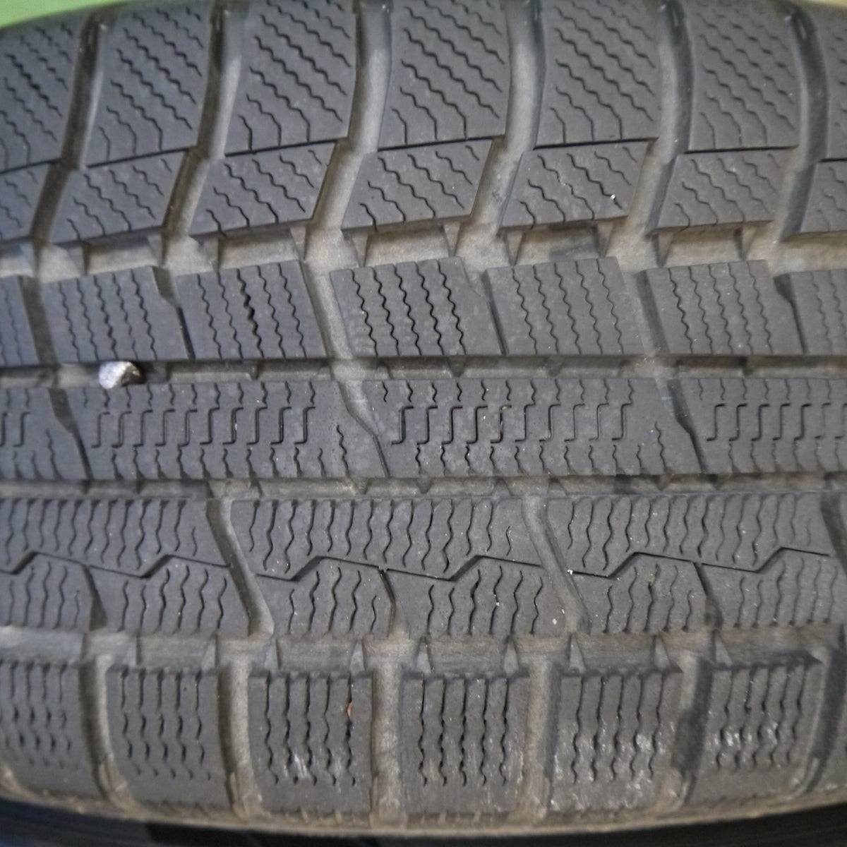 バリ溝！キレイ！9.5分以上◎トヨタ 70系 ノア ヴォクシー 純正 205/60R16 スタッドレス トーヨー ウインター トランパス TX 16インチ PCD114.3/5H◎6082506Hス