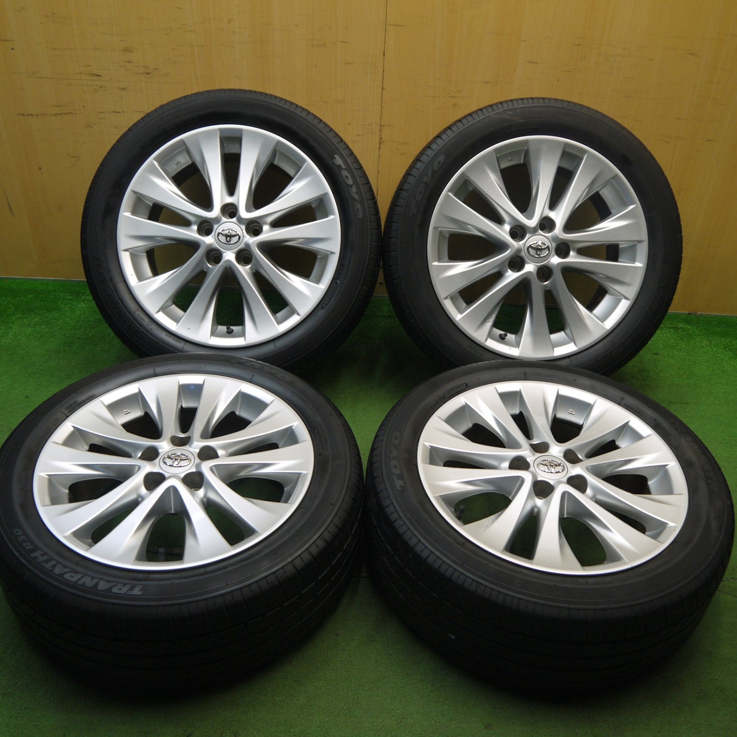 4本価格★トヨタ 20系 アルファード ヴェルファイア 純正 235/50R18 トーヨー トランパス R30 18インチ PCD114.3/5H★5071605Hノ