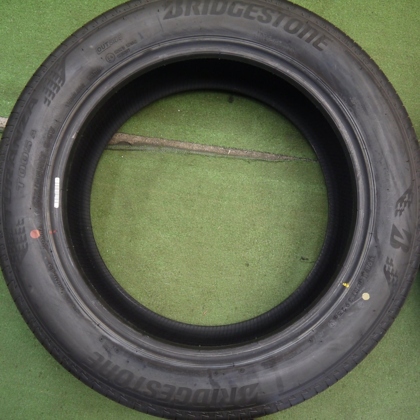 新車外し！25年★215/55R17 ブリヂストン トランザ T005A タイヤ 17インチ WR-V クラウン カムリ ヴェゼル レクサス ES 等★6060502Hノタ