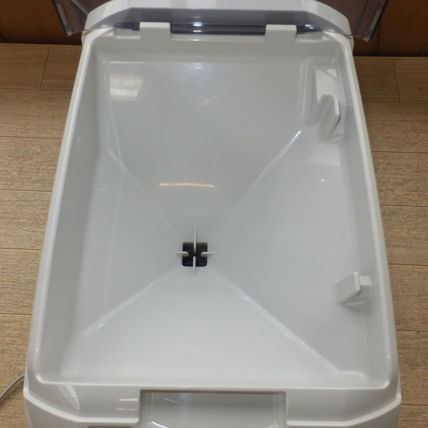[送料無料] キレイ★象印 ZOJIRUSHI 11年製 家庭用精米機 BR-EA35-HH クリアグレー　100V 50/60Hz　つきたて風味 お米屋さんの本格精米★