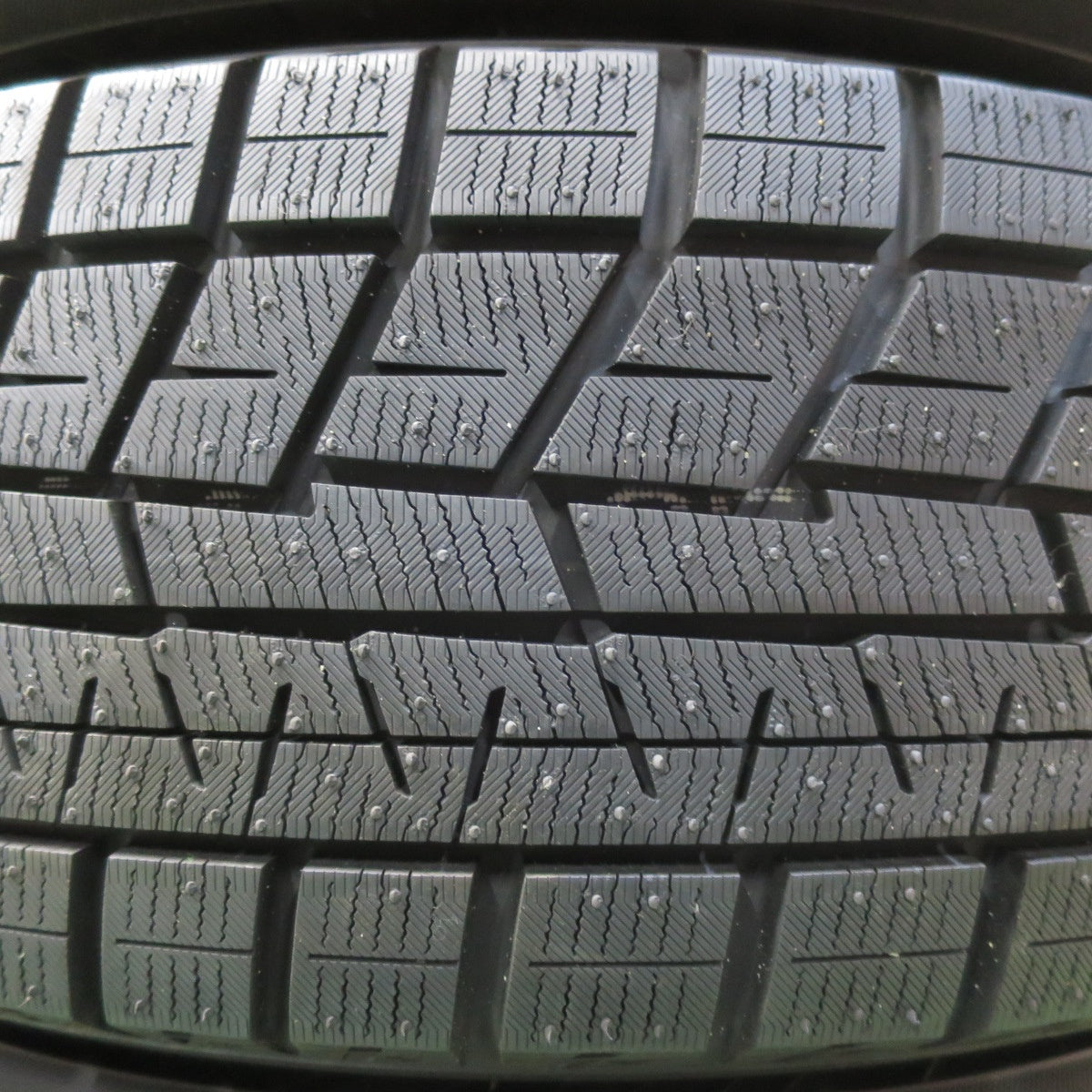 [送料無料] タイヤほぼ未使用！23年！キレイ★ホンダ ステップワゴン スパーダ 純正 205/60R16 スタッドレス ヨコハマ アイスガード iG60 16インチ PCD114.3/5H★5012508イス