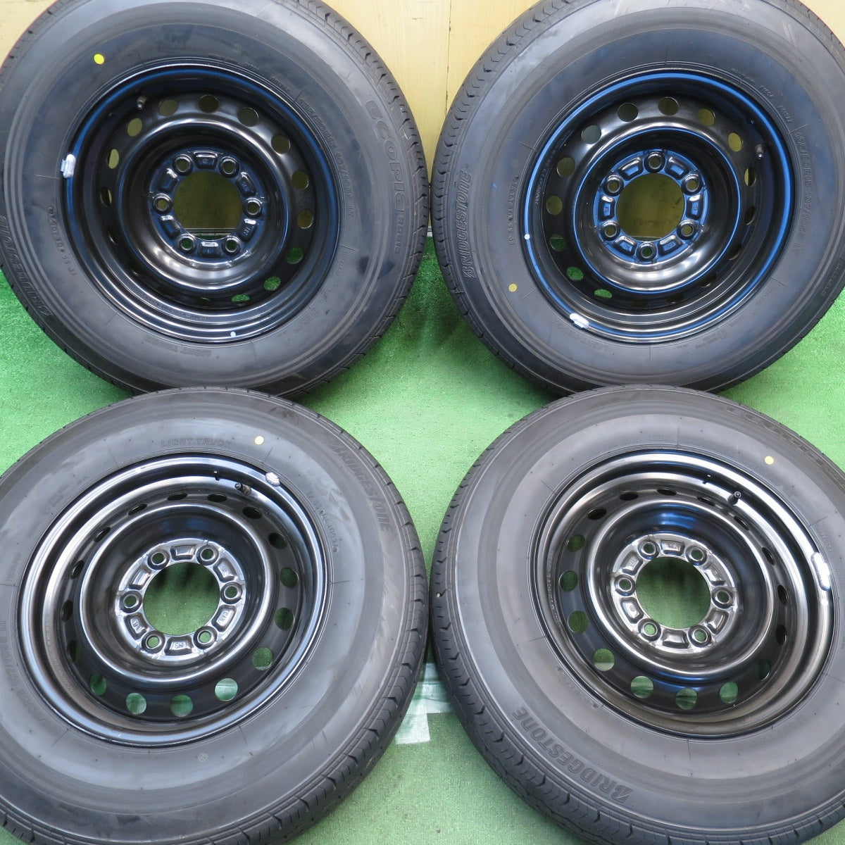 新車外し！26年◎トヨタ ハイエース 純正 スチール 195/80R15 107/105S ブリヂストン エコピア RD613 15インチ PCD139.7/6H◎6091907NJノ