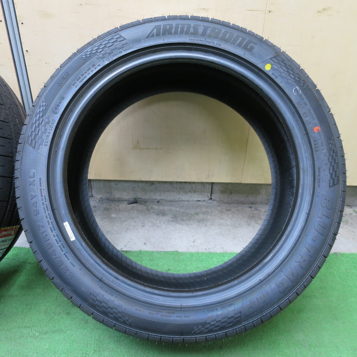 未使用！25年★225/45R17 アームストロング BLU-TRAC HP タイヤ 17インチ カローラ スポーツ ブレイド マーク2 アコード フォレスター 等★6041801NGノタ