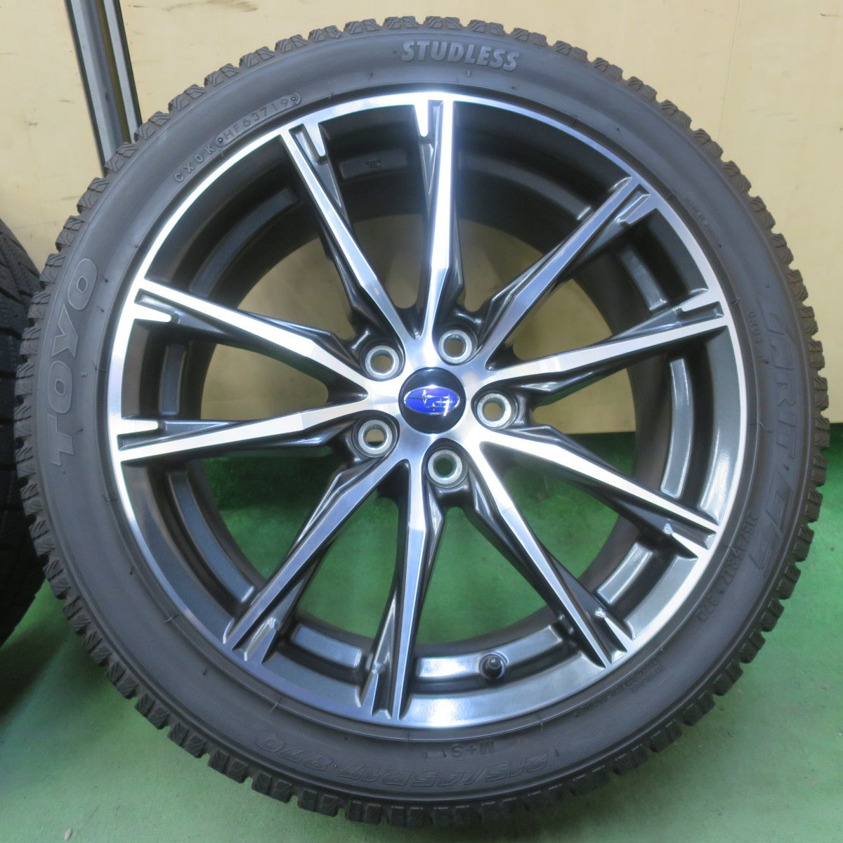 バリ溝！9.5分◎スバル ZC6 BRZ トヨタ 86 純正 215/45R17 スタッドレス トーヨー ガリット G5 17インチ PCD100/5H◎6072303イス