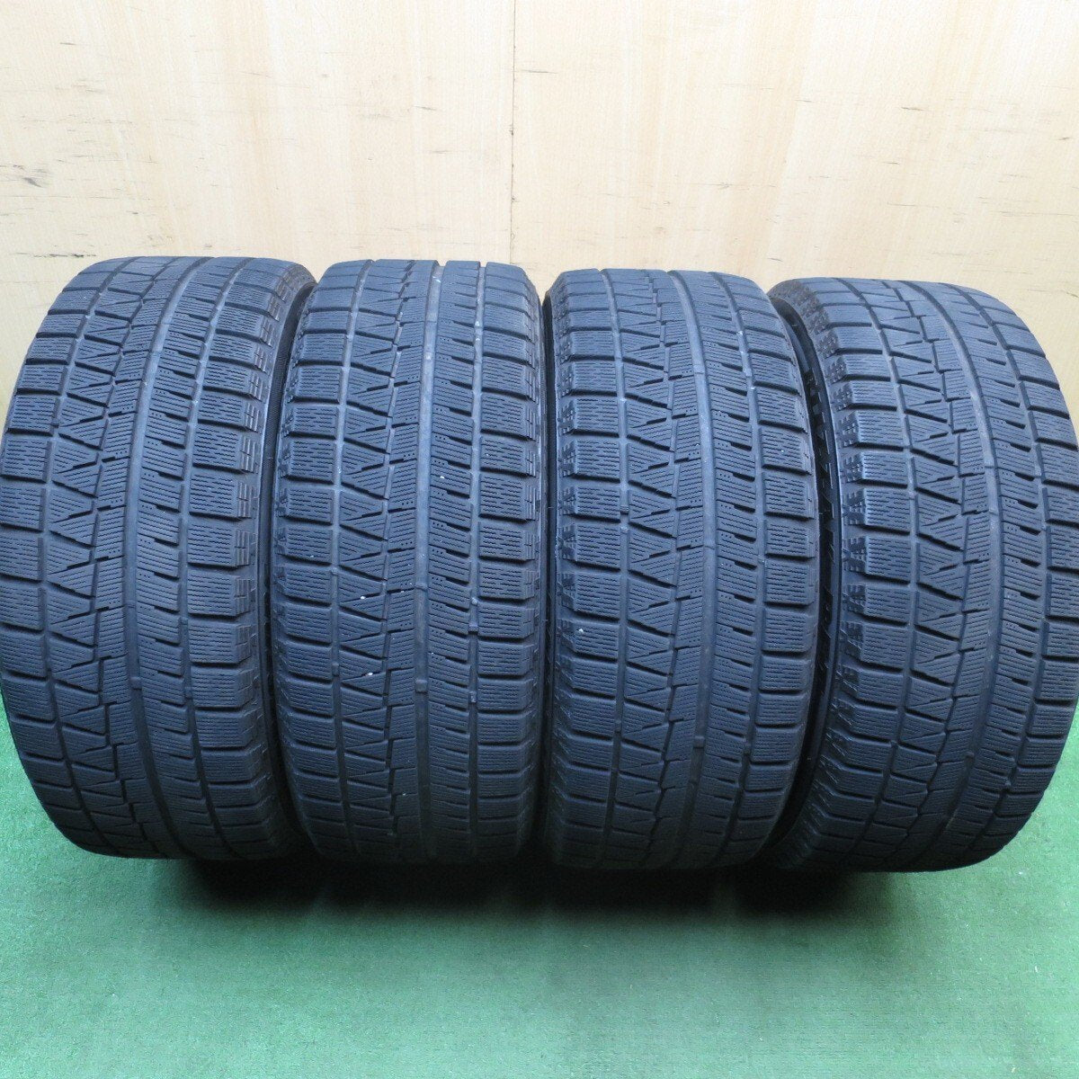 バリ溝！キレイ！8.5分★BMW 等 MAK LUFT FF 225/50R17 スタッドレス ブリヂストン ブリザック RFT ルフト MFF 17インチ PCD112/5H★5030510Hス