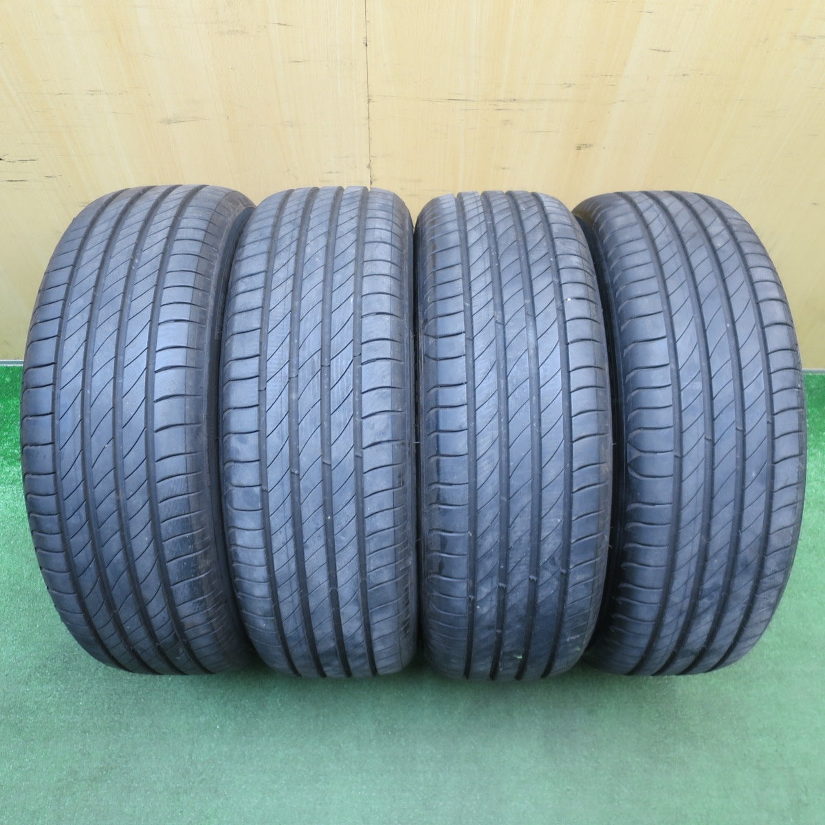 バリ溝！9分★日産 C26 セレナ 純正 195/60R16 ミシュラン プライマシー4 16インチ PCD114.3/5H★6020902NJノ