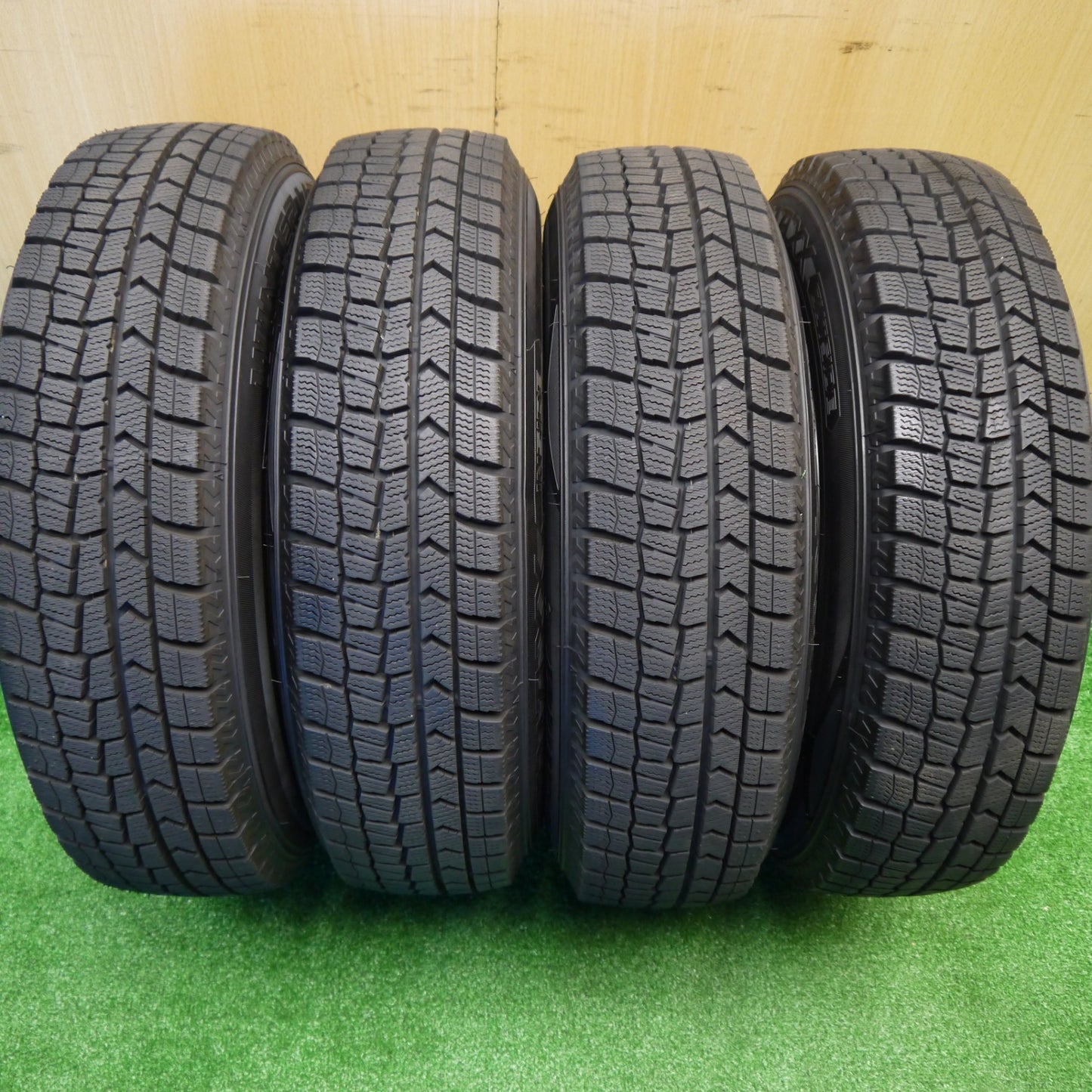 バリ溝！22年！キレイ！9.5分以上★スタッドレス 155/80R13 ダンロップ ウインターマックス WM02 JOKER ジョーカー 13インチ PCD100/4H★5101703Hス